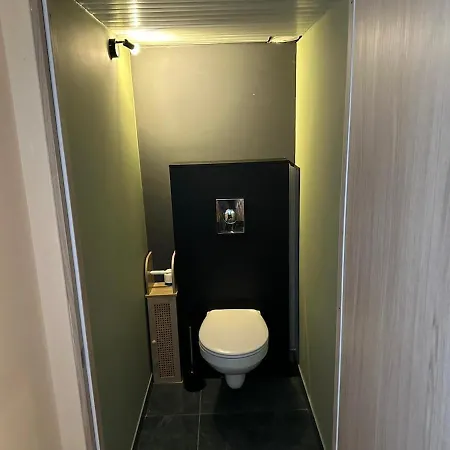 Vakantiehuis Cozy With Garden & Terrace